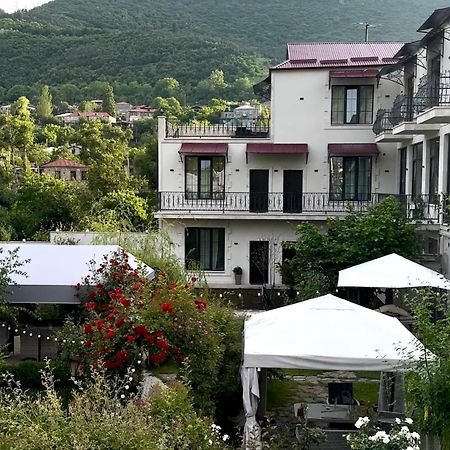 Redroof Country House Hotel Goris Exteriör bild