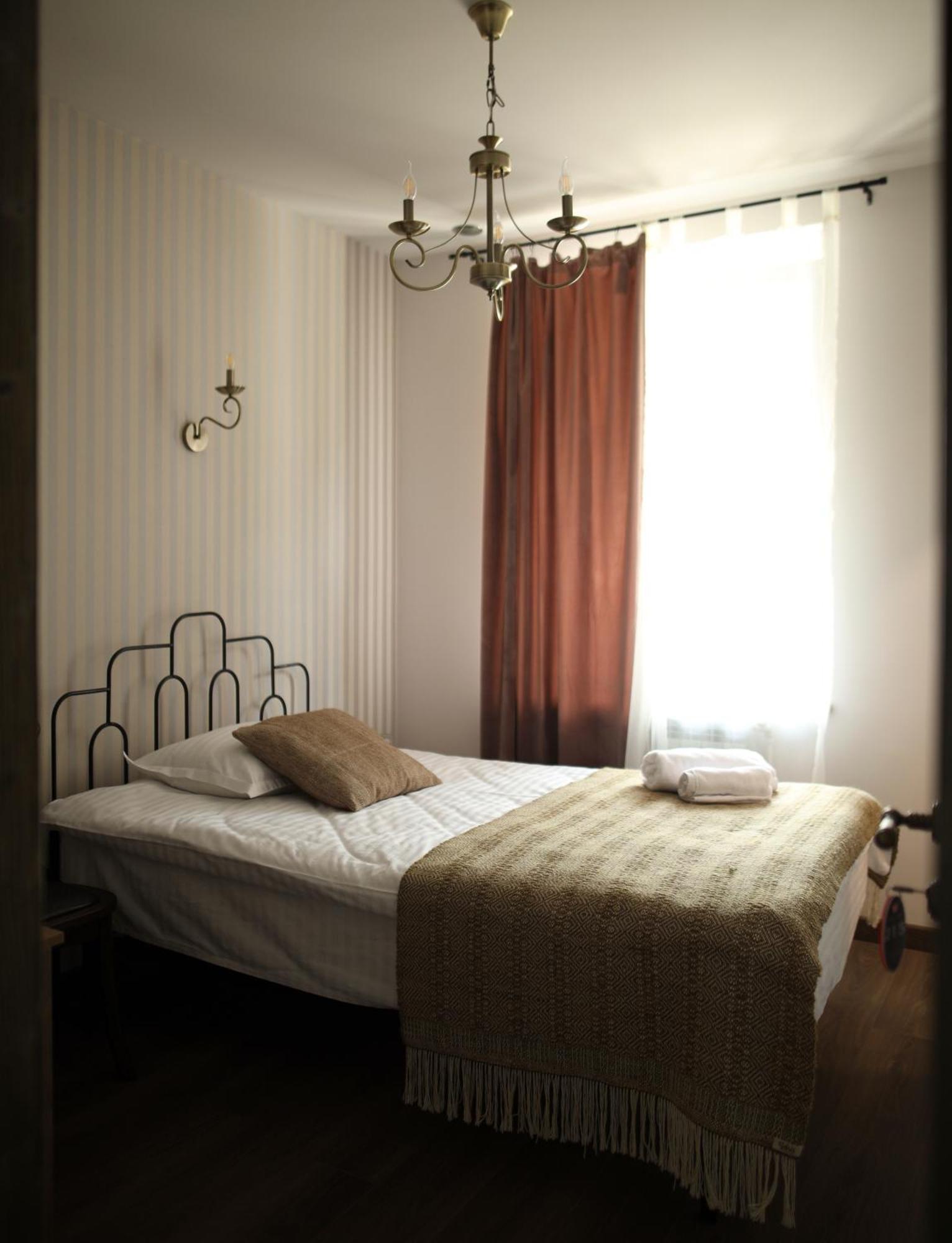 Redroof Country House Hotel Goris Exteriör bild