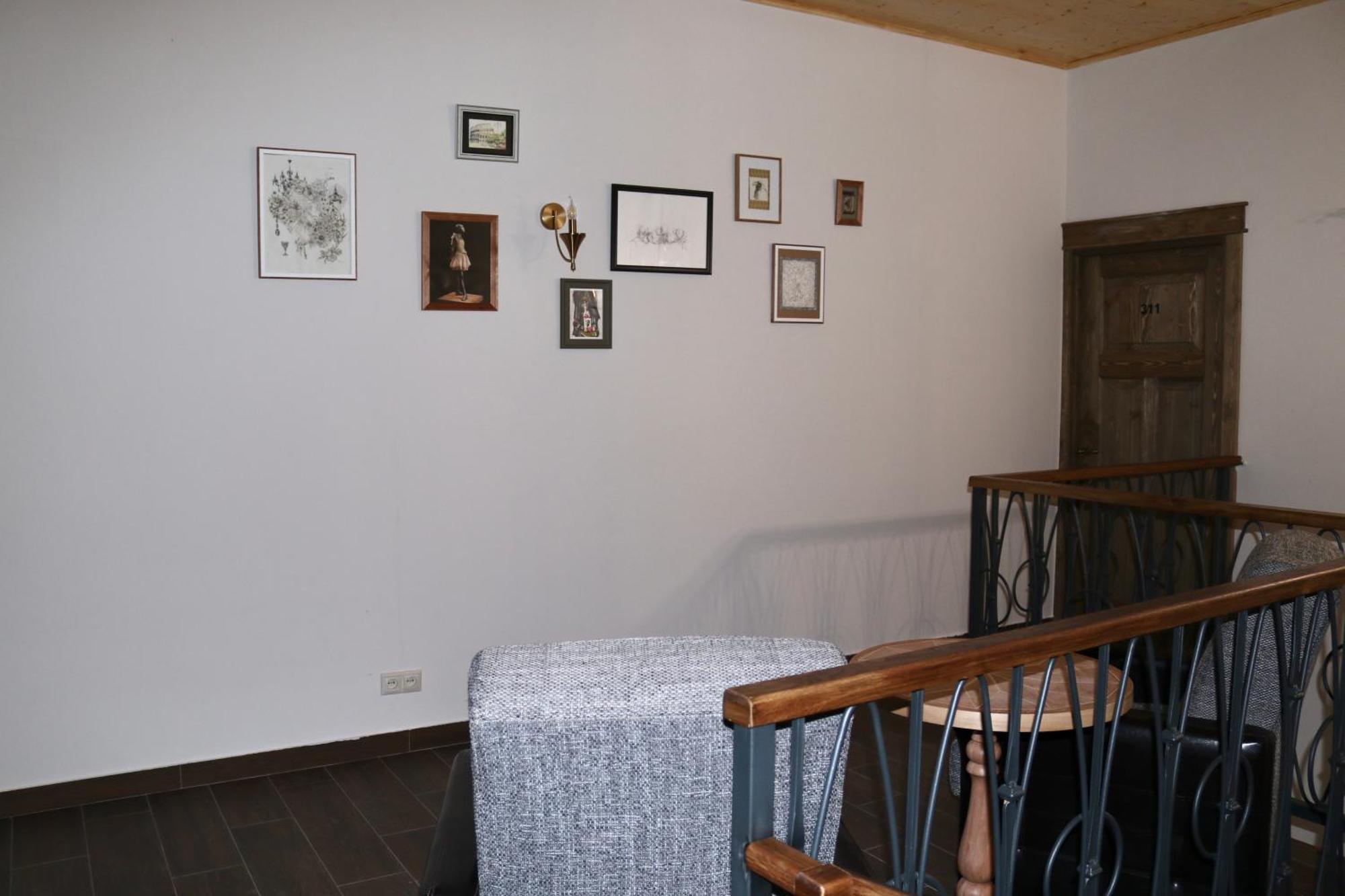 Redroof Country House Hotel Goris Exteriör bild