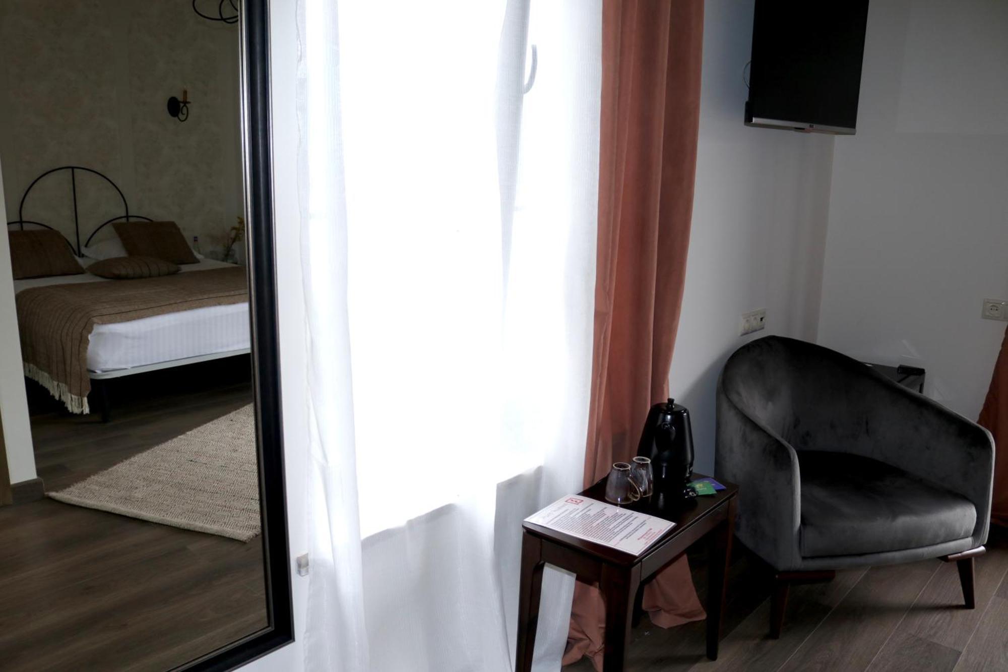 Redroof Country House Hotel Goris Rum bild